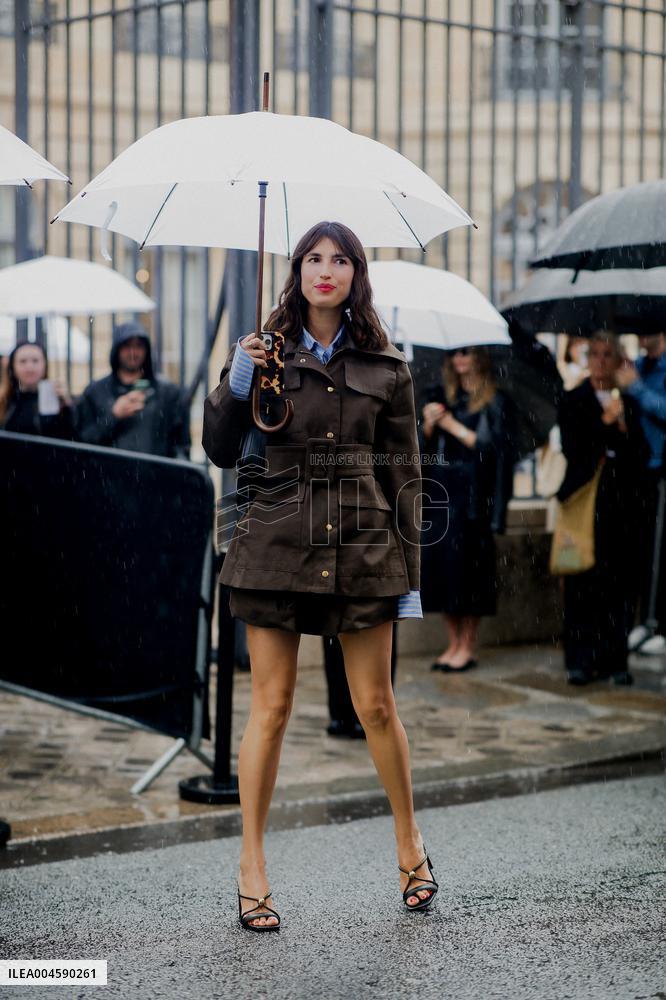 PFW - Patou Outside Arrivals