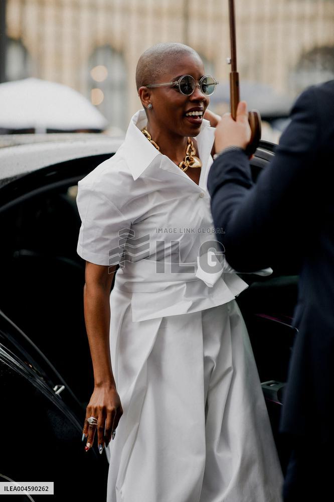 PFW - Patou Outside Arrivals