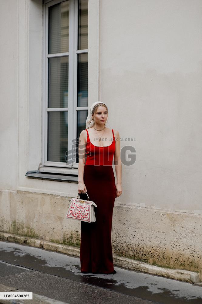 PFW - Patou Outside Arrivals