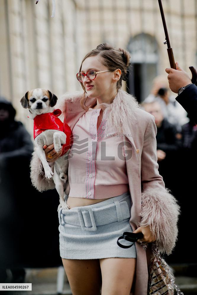 PFW - Patou Outside Arrivals
