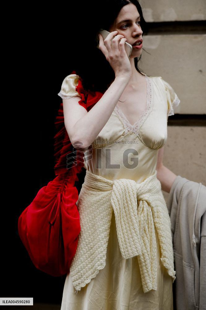 PFW - Patou Outside Arrivals