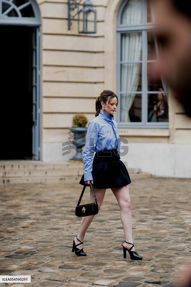 PFW - Patou Outside Arrivals