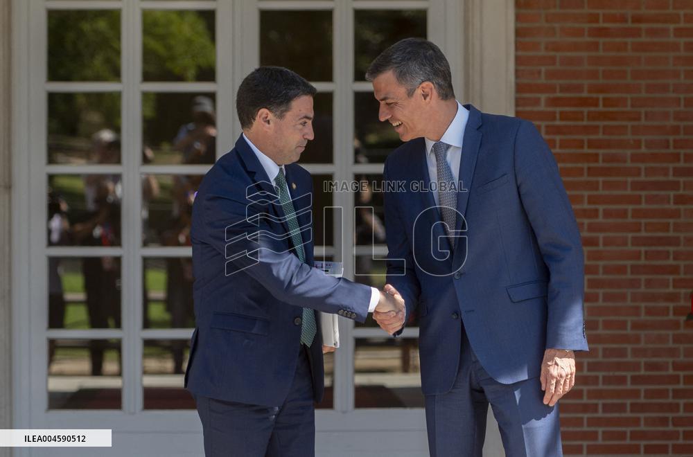 Sanchez and Pradales Discuss Social Security Transfer at Moncloa - Spain