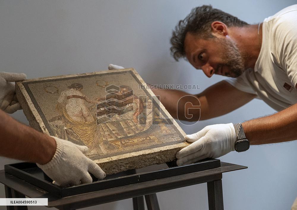 Erotic Roman Mosaic Stolen By Wehrmacht Officer Returns to Pompeii - Italy
