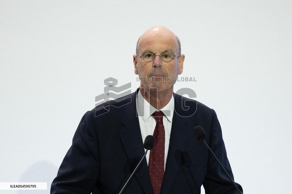 Francois Bayrou unveil the main guidelines of France 2026 budget - Paris