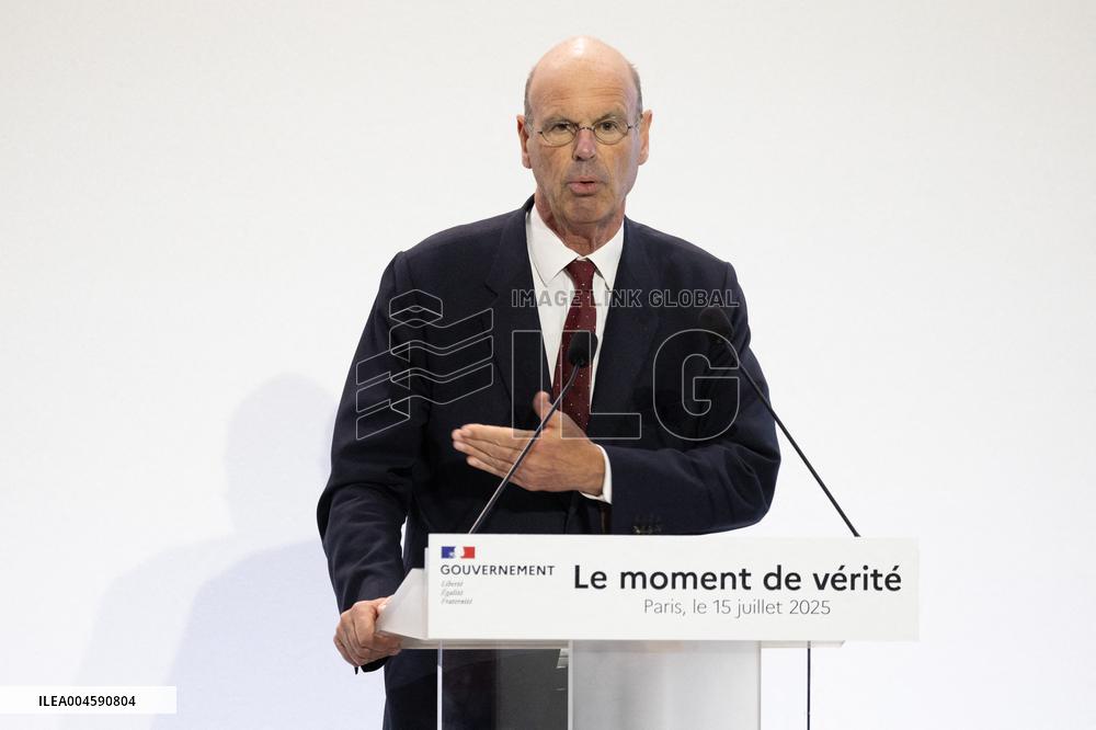 Francois Bayrou unveil the main guidelines of France 2026 budget - Paris