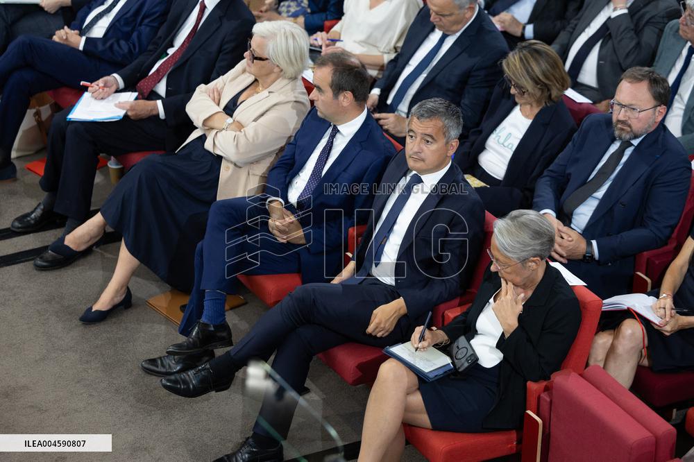 Francois Bayrou unveil the main guidelines of France 2026 budget - Paris