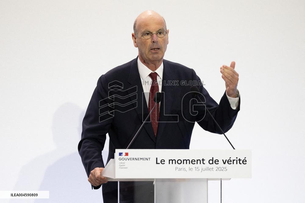 Francois Bayrou unveil the main guidelines of France 2026 budget - Paris