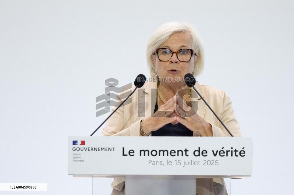 Francois Bayrou unveil the main guidelines of France 2026 budget - Paris