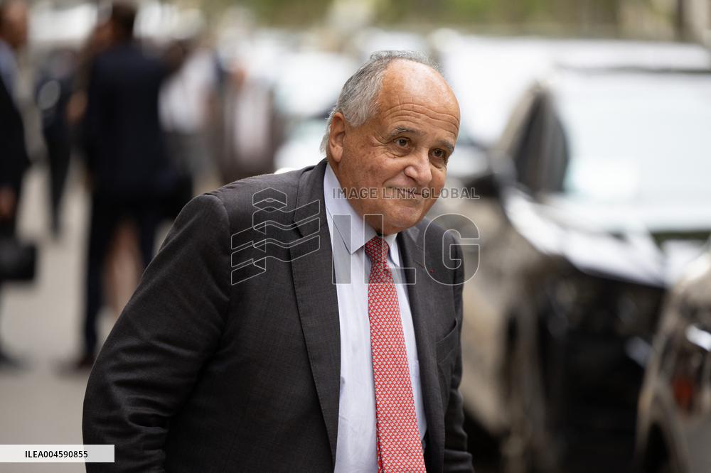 Francois Bayrou unveil the main guidelines of France 2026 budget - Paris