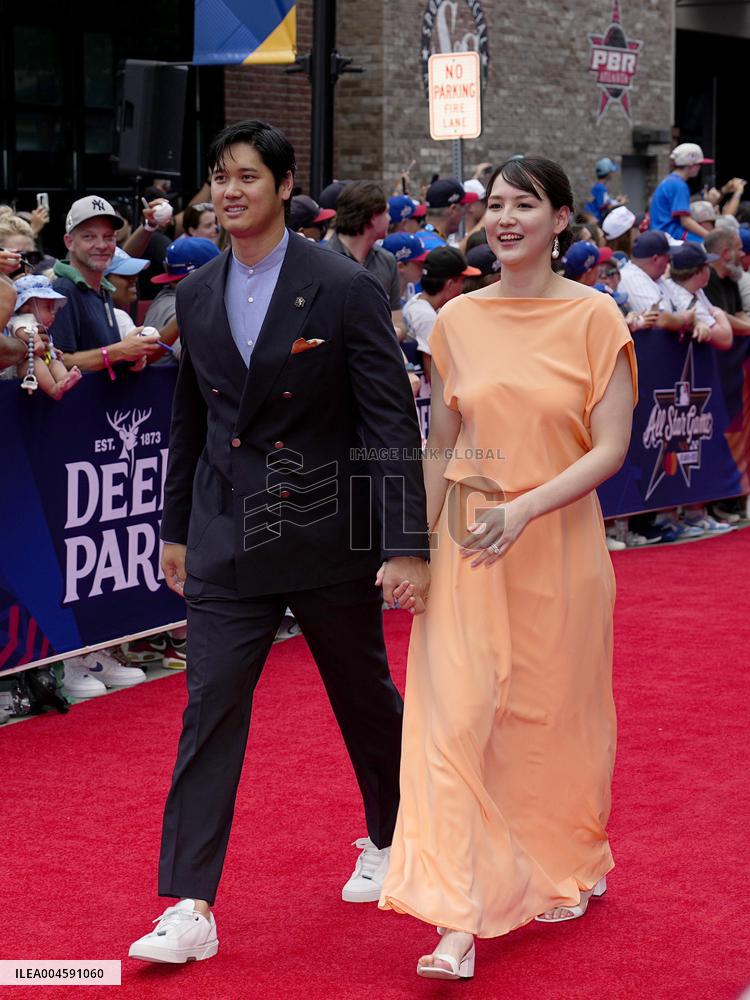 Baseball: All-Star red carpet