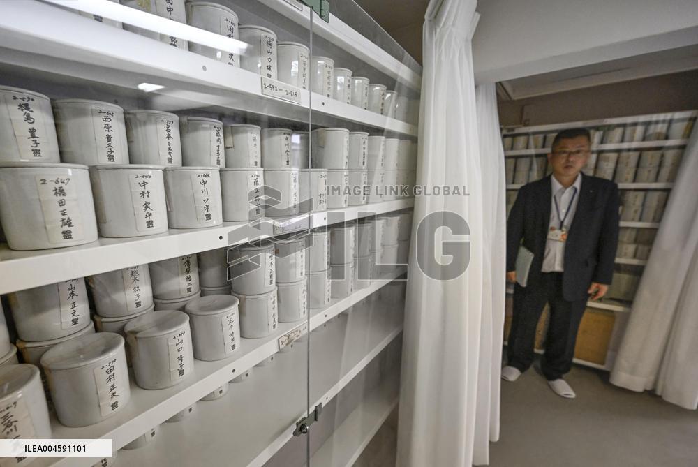 Charnel house of A-bomb mound in Hiroshima shown to press