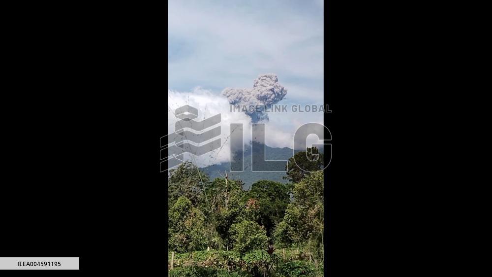 Indonesia: Mount Marapi Erupts, Sends Ash Plume 1,200 Meters High
