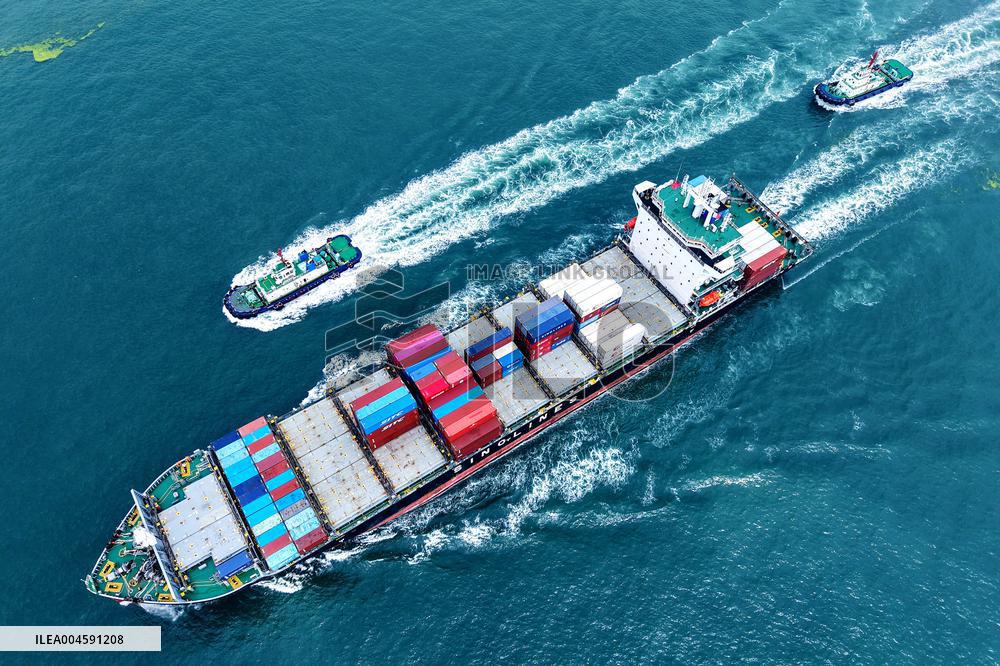 China Qingdao Container Trade