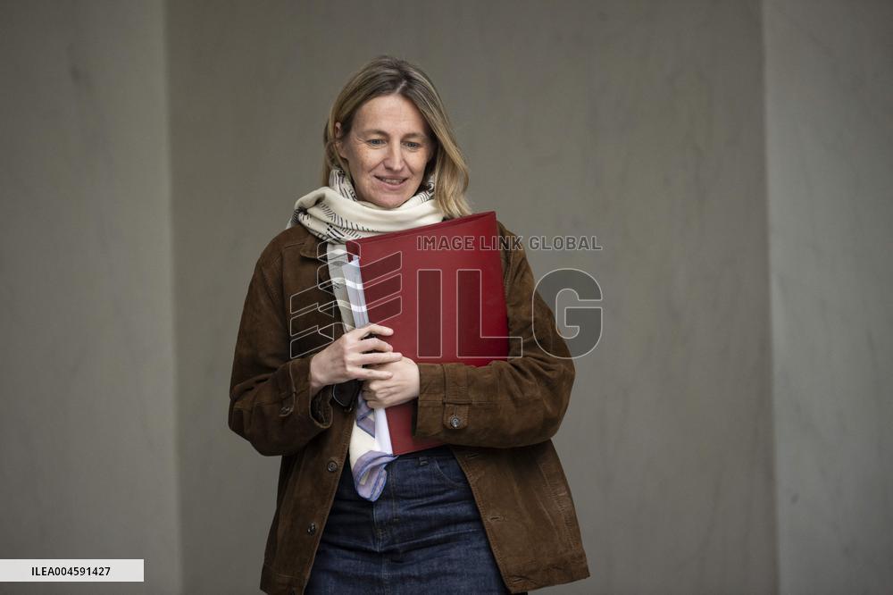 Weekly Cabinet Meeting - Paris