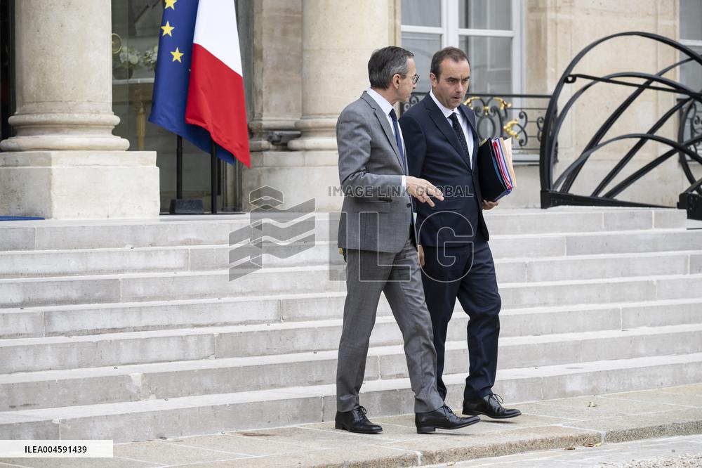 Weekly Cabinet Meeting - Paris
