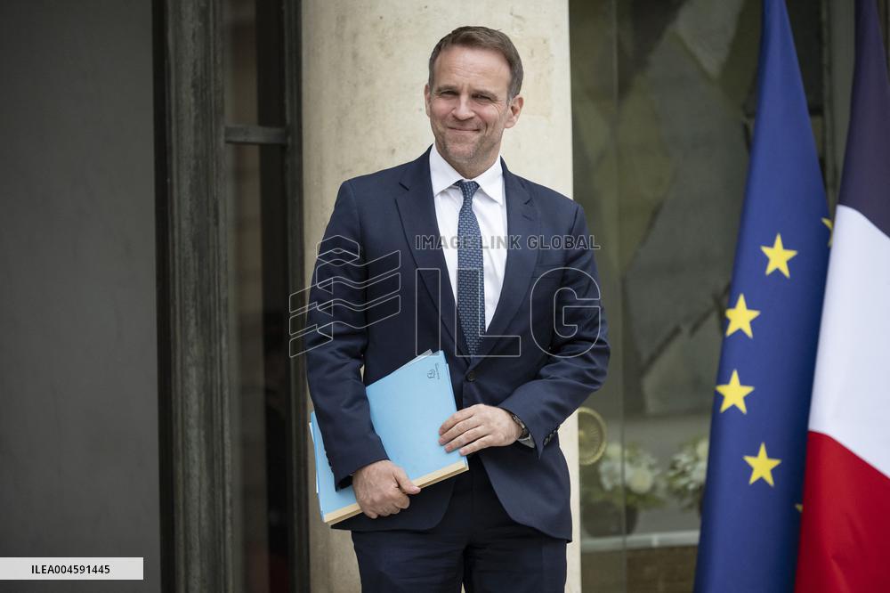 Weekly Cabinet Meeting - Paris