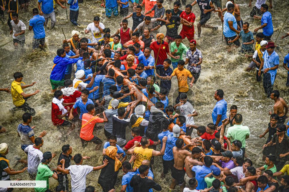 Behdienkhlam Festival - India