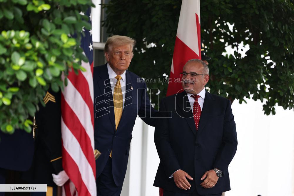 Trump Welcomes Crown Prince Salman of Bahrain