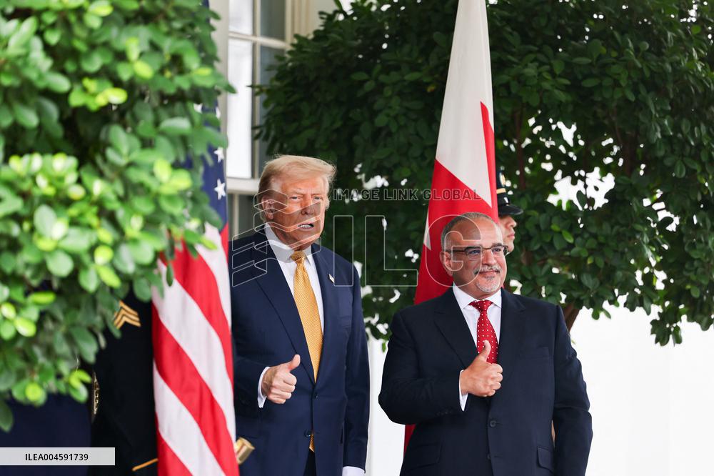 Trump Welcomes Crown Prince Salman of Bahrain