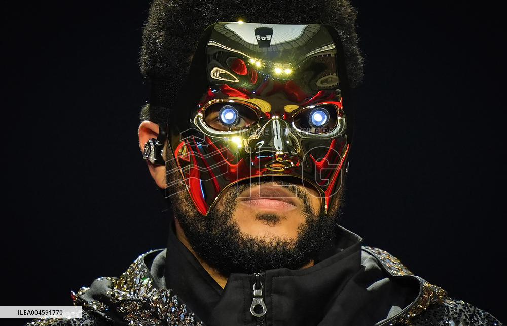 The Weeknd Performs in Vancouver - Canada