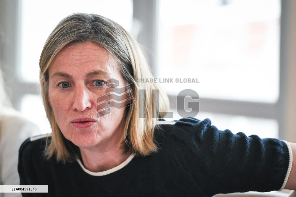 Presentation of the government strategy for youth employment in Paris FA