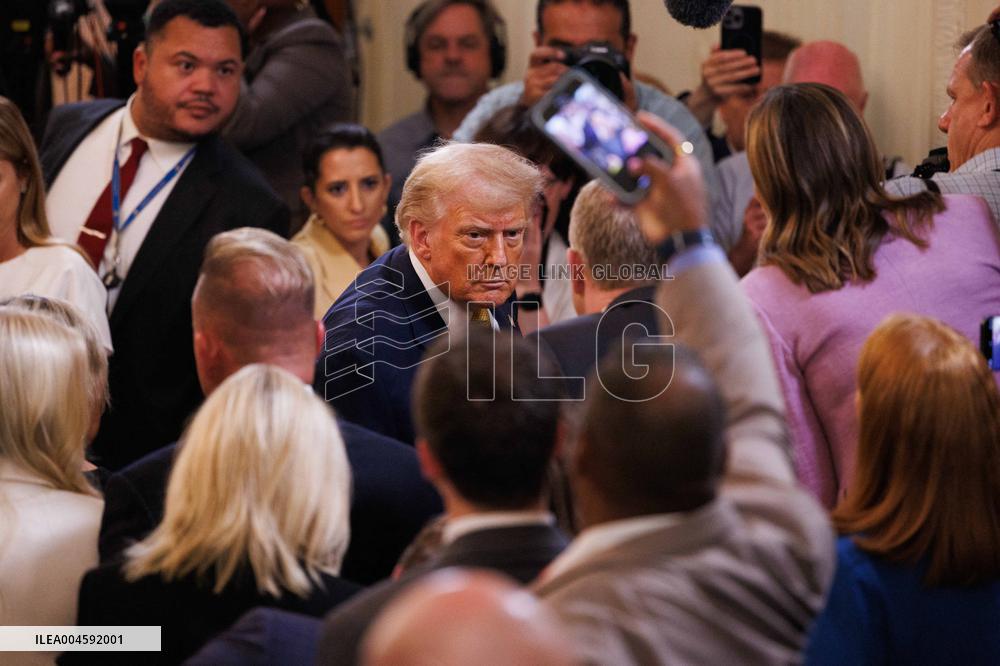 Trump Signs Bill Strengthening Prison Sentences for Fentanyl Traffickers