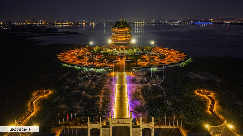 Chongyuan Temple Night View in Suzhou
