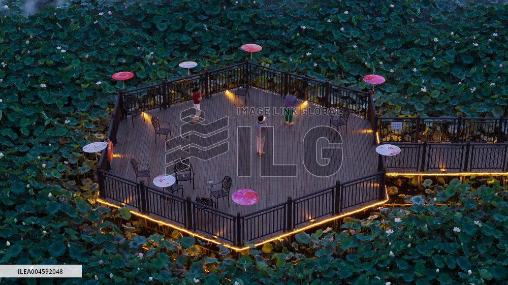 Chongyuan Temple Night View in Suzhou