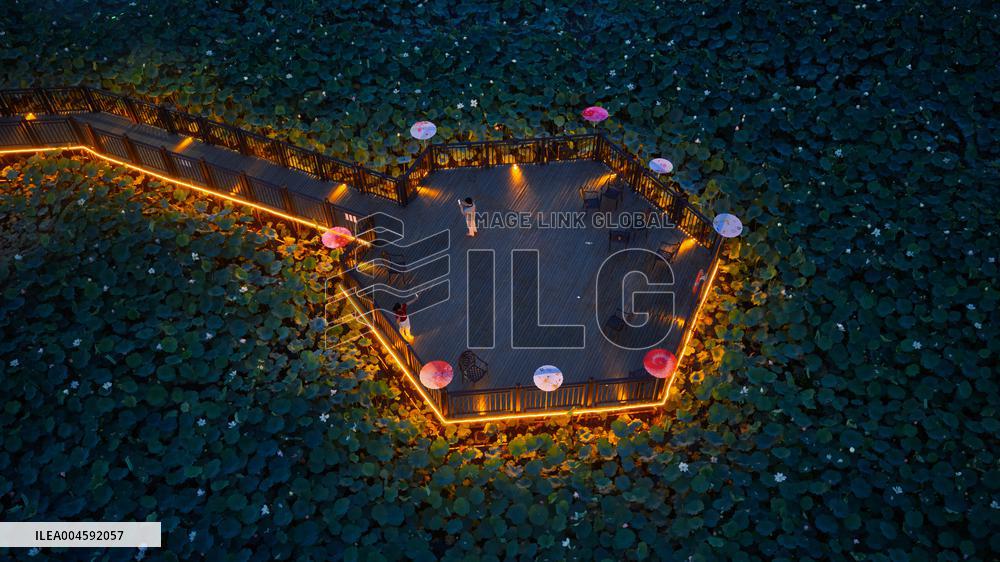 Chongyuan Temple Night View in Suzhou
