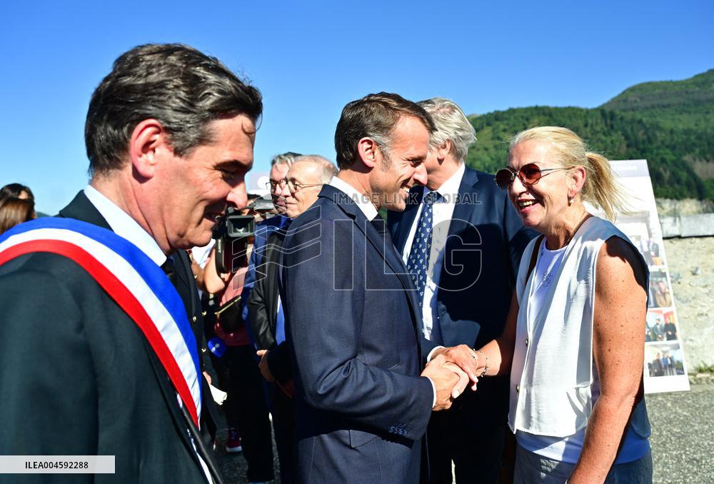 Macron Tours Avenir Lourdes Projects