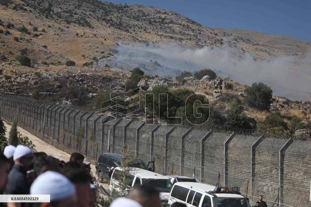 Israeli Troops Patrol Golan Heights