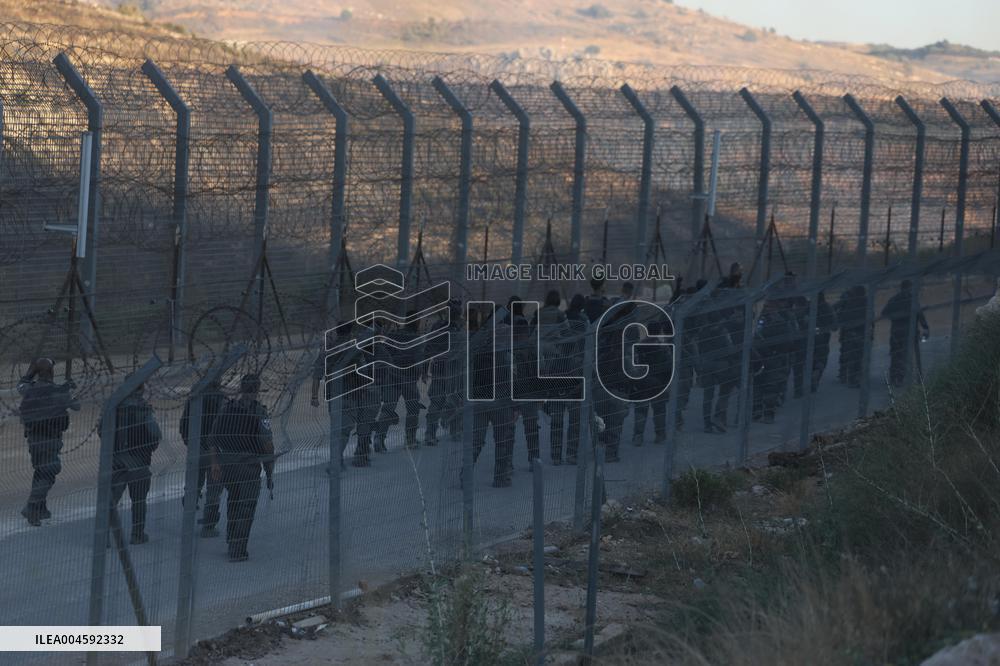 Israeli Troops Patrol Golan Heights