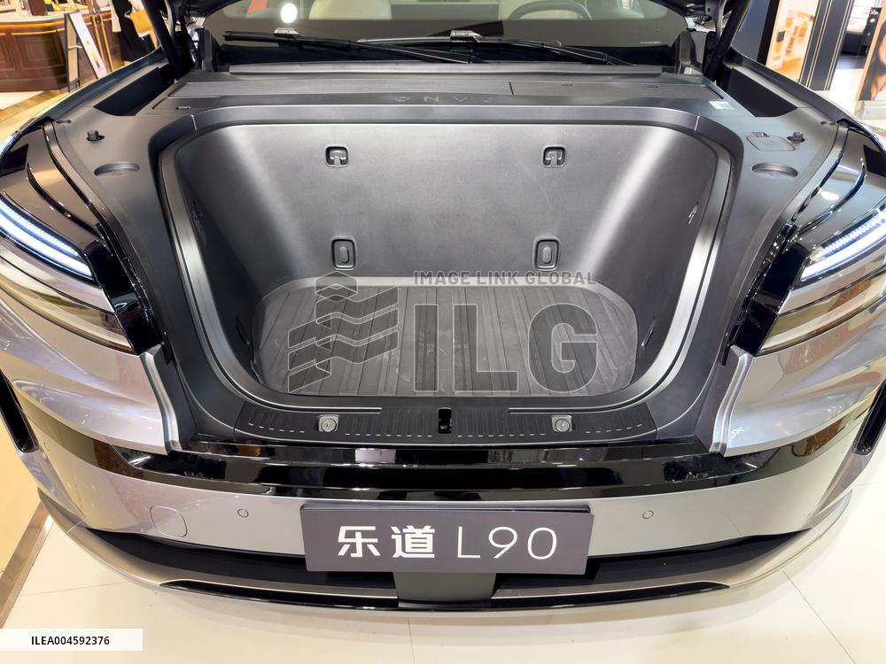 NIO ONVO L90 SUN Pre-sale