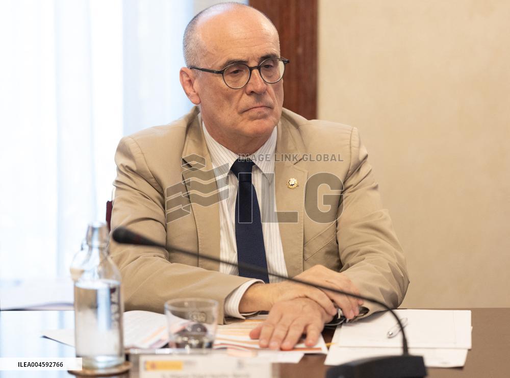 King and Queen of Spain Host Princess of Asturias Foundation Meeting - Madrid