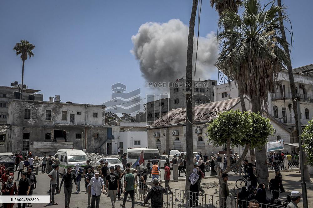 Israel Targets House in Gaza - Gaza City