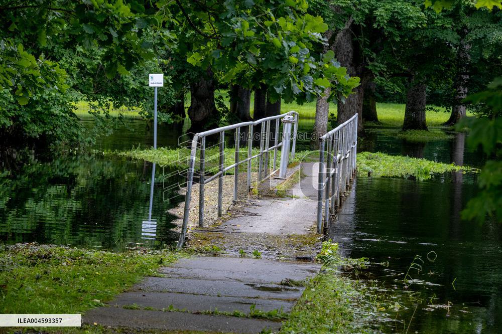 Increased water levels in the Reiu River