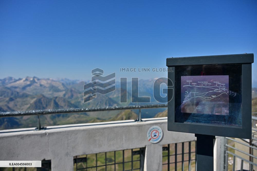 Macron At UNESCO Bid Presentation - Bagneres-de-Bigorre