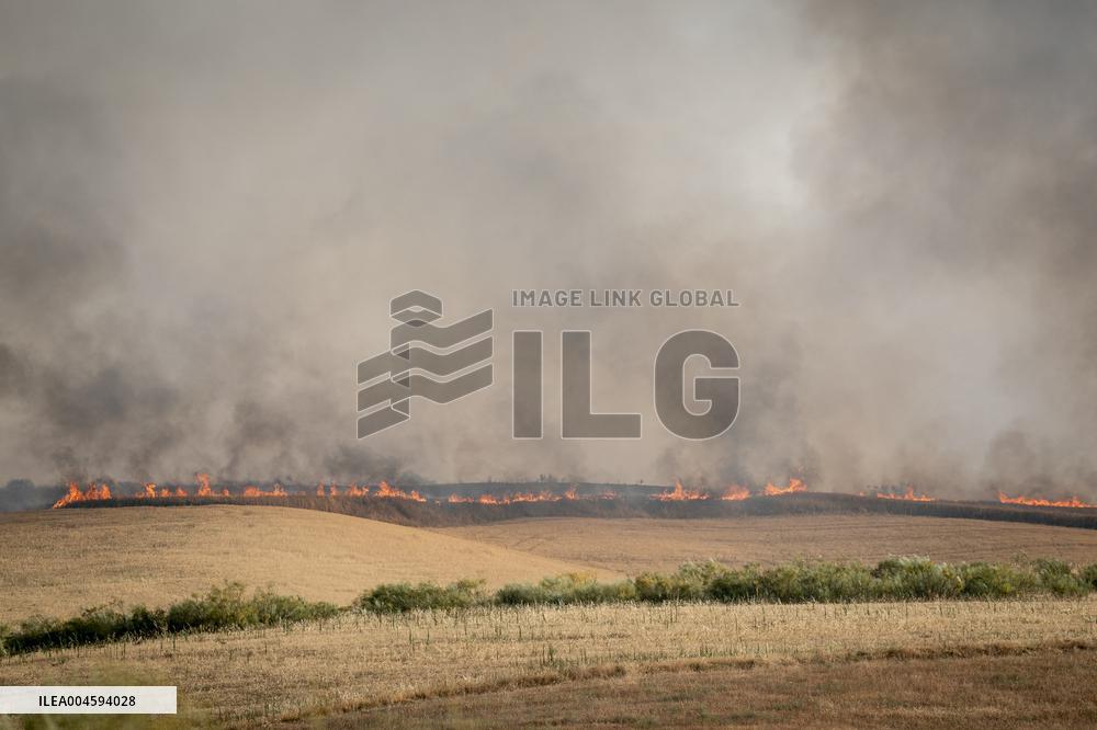 Forest Fire in Méntrida Upgraded to Level 2 - Spain