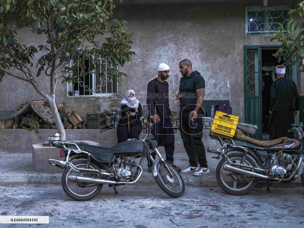 Israeli Druze Cross into Syria After Reported Massacre - Israel