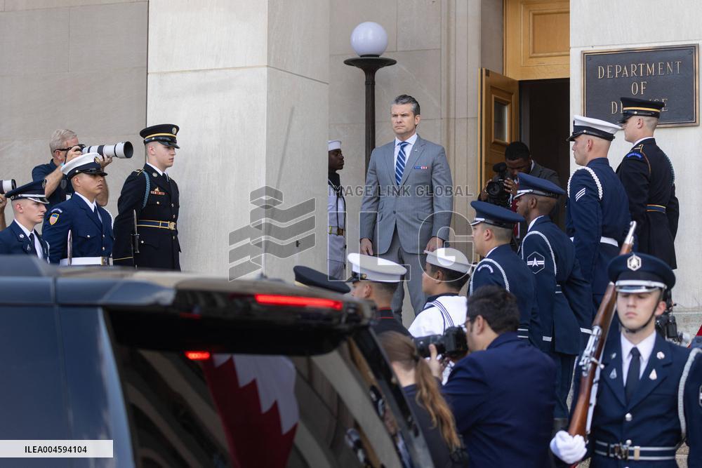 US Secretary of Defence Bahrain Crown Prince - Washington