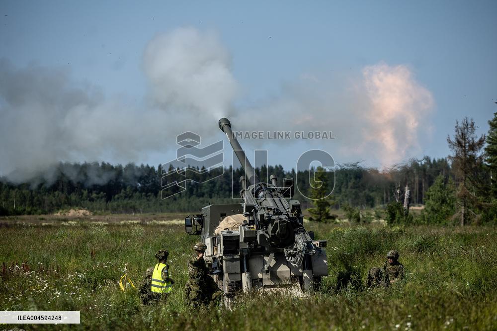 French CAESAR self-propelled guns