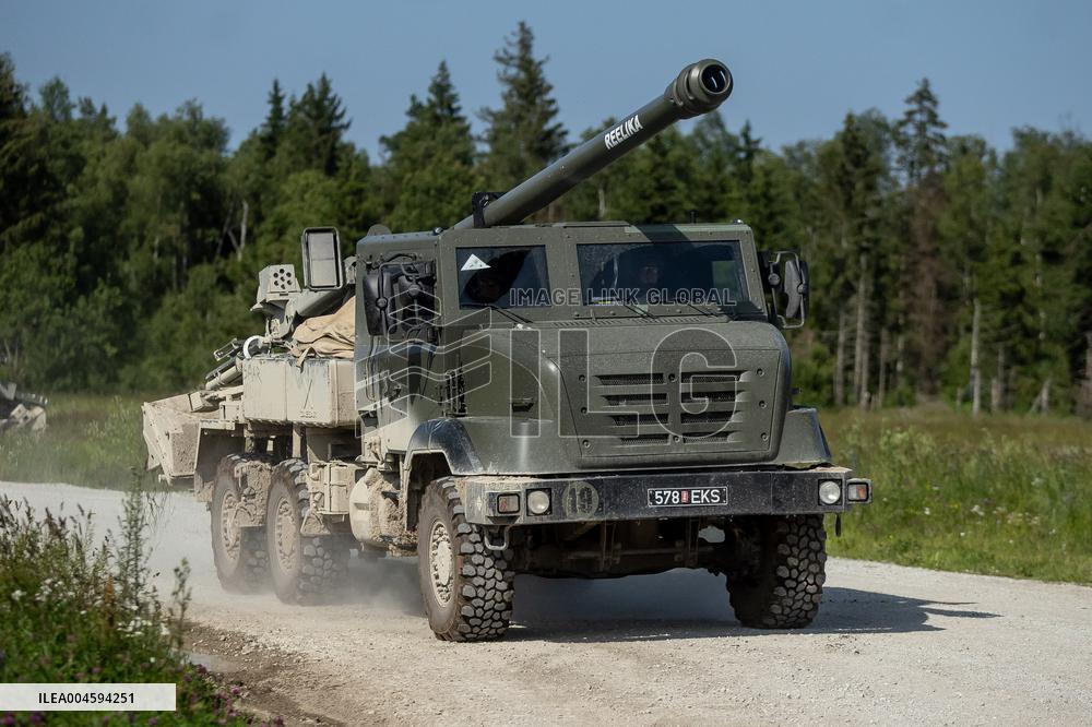 French CAESAR self-propelled guns