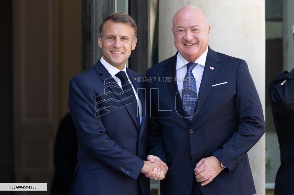 Emmanuel Macron meets with Austrian Chancellor - Paris