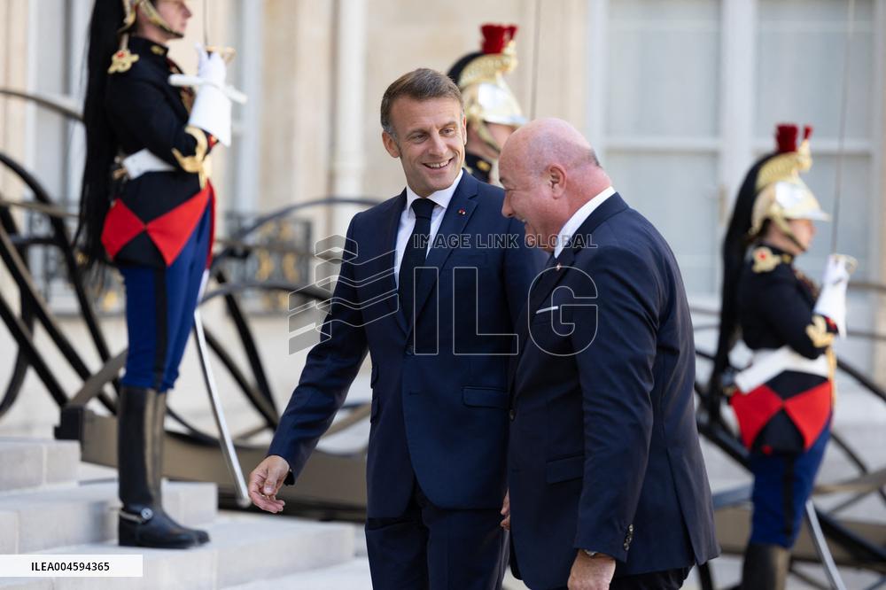 Emmanuel Macron meets with Austrian Chancellor - Paris