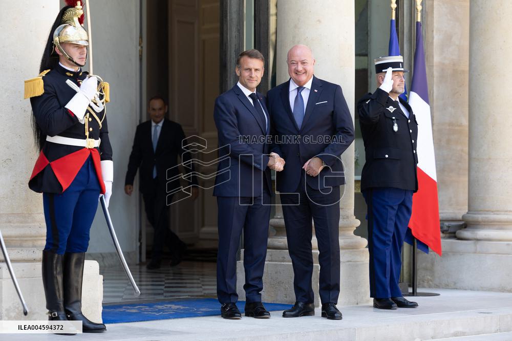 Emmanuel Macron meets with Austrian Chancellor - Paris