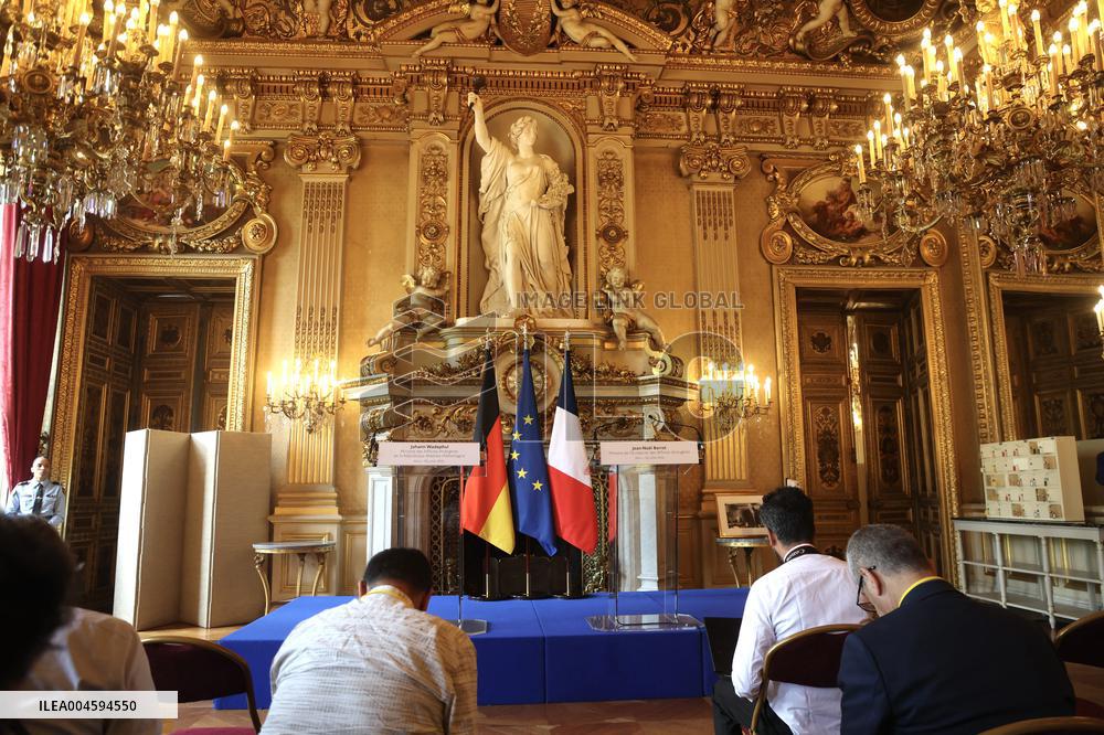 Wadephul and Barrot Hold Joint Press Conference - Paris