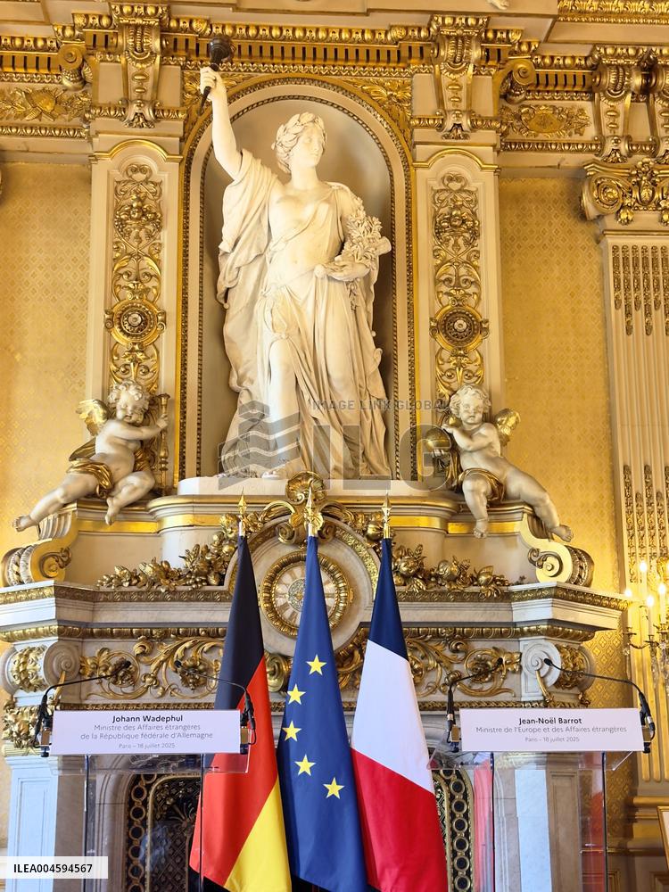 Wadephul and Barrot Hold Joint Press Conference - Paris