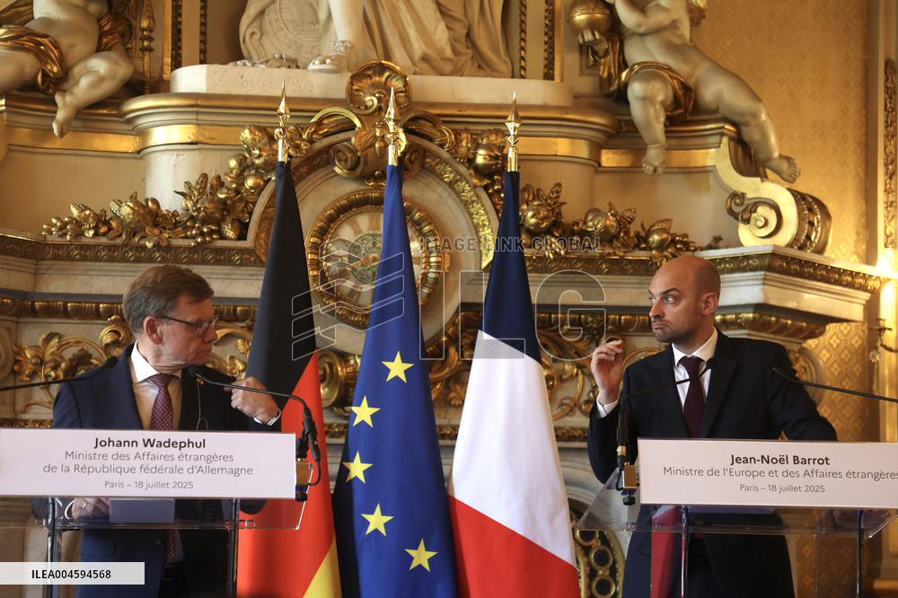 Wadephul and Barrot Hold Joint Press Conference - Paris