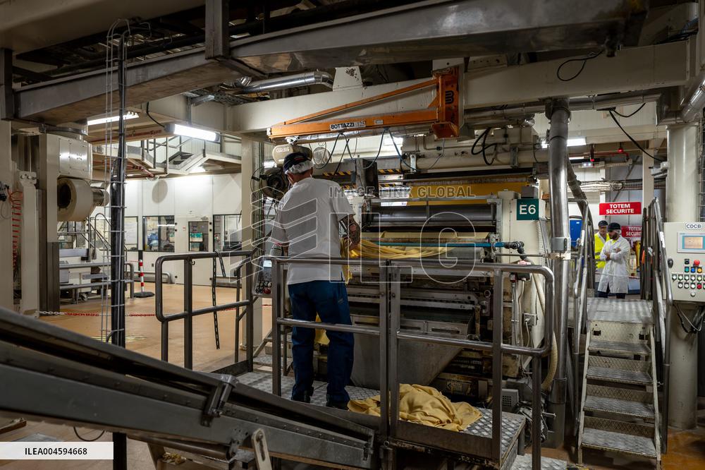 Annie Genevard Visits Panzani Plant - France